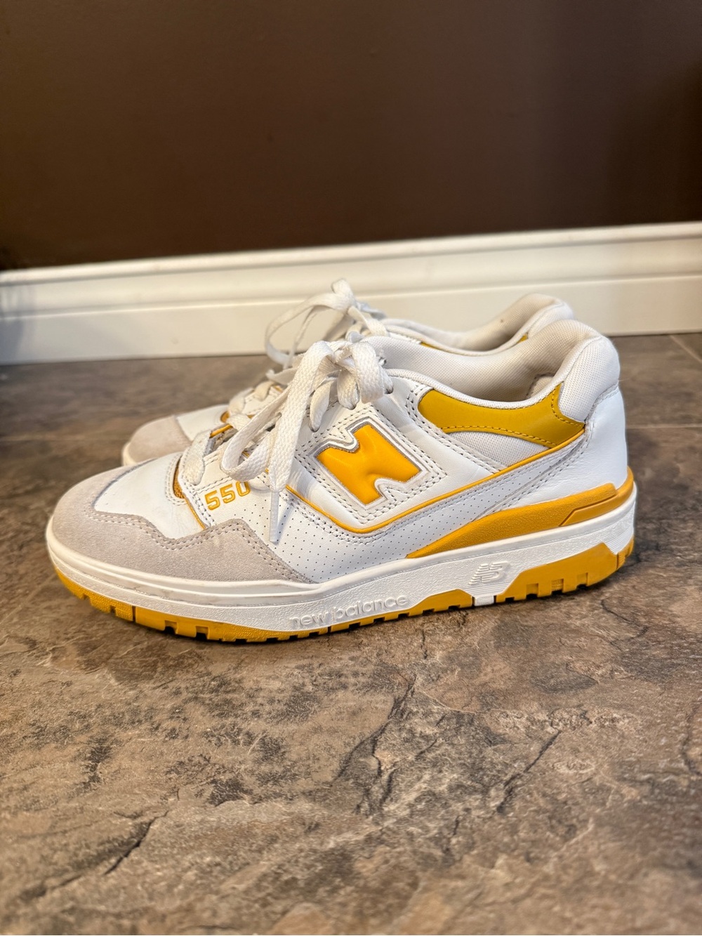 New Balance 550 Sea Salt Varsity Gold